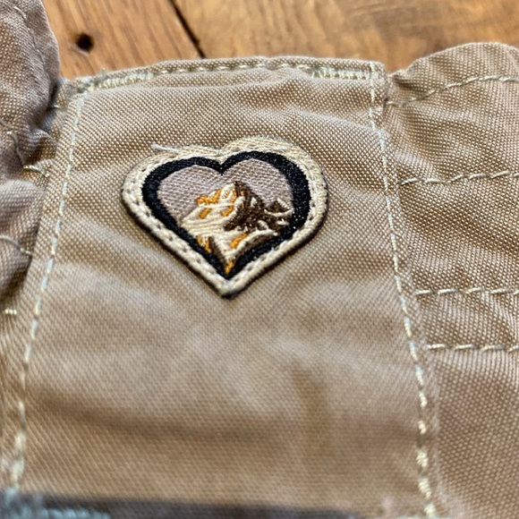 KUHL Women’s Kurve Free Range Shorts Hiking Camping Gorpcore Sand Tan Size 2 - Picture 8 of 10